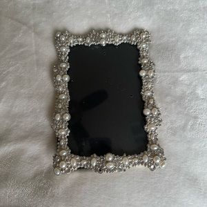 pearl and diamond picture frame